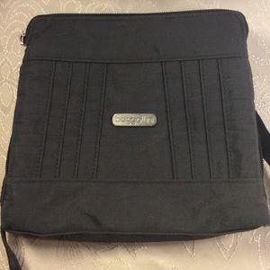 Baggallini cross-body bag